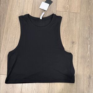 Fabletics Black Sleeveless Crop Top